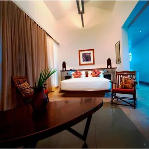 Inn Trinity At Cochin, Kochi